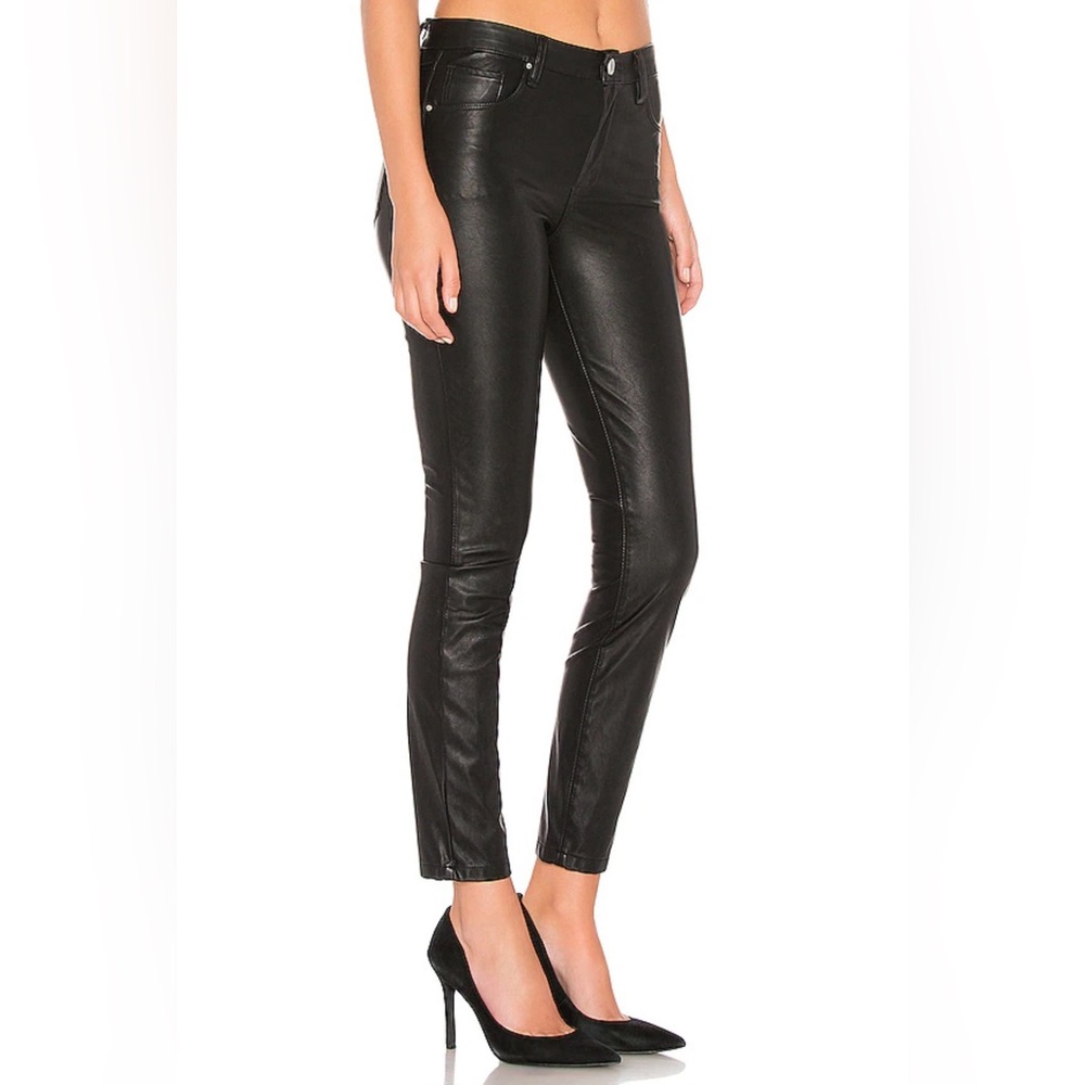Woman’s New BLANKNYC Black Vegan Faux Leather Straight Leg Pants 25 Boom Bap